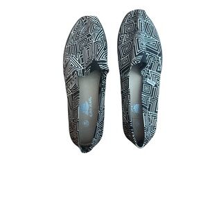 Aloha Island shoes size 11M